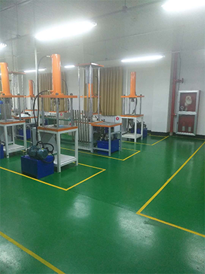 公司产品展示厅一角